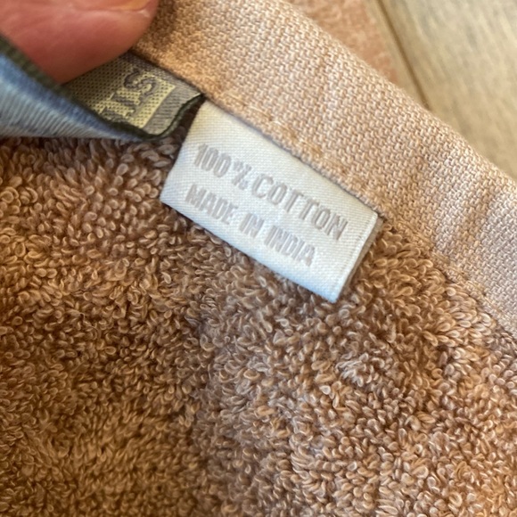 Fancy Bath & Hand Towel Set Guest  Tassels Embroidered Floral TanPlum 100 Cotton - Picture 5 of 16